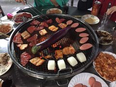 -小辣椒汤锅烧烤(温泉南街店)