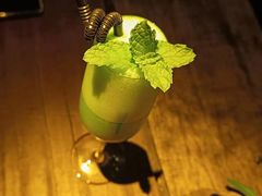 -城墙外BAR