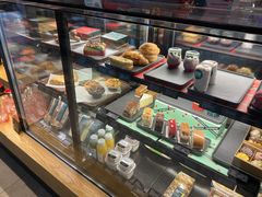 面包甜点陈列柜-星巴克(天津凯德天津湾店)