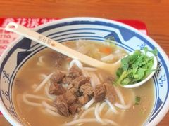 -鑫花溪牛肉米粉(印象水街都心荟店)