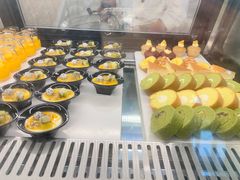 -亚洲国际大酒店·云顶阁旋转自助餐厅