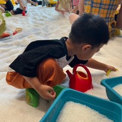 -奈尔宝家庭中心·亲子餐厅(鄞州万达店)