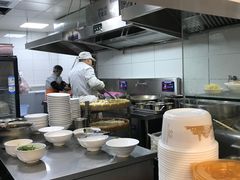 -老西白点心店