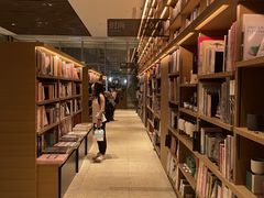 -茑屋书店(天目里店)