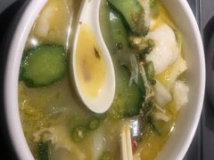 -大食代美食广场(上海中心店)