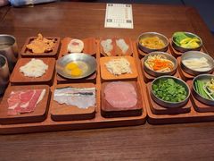 -银米·云南传统过桥米线(双廊黑金冠店)