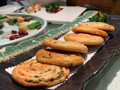 富贵葱油饼-申粤轩酒楼·三十年粤菜经典(丁香花园店)