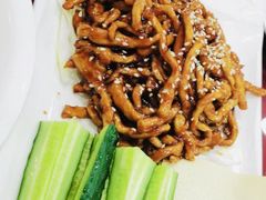 -津鲁园饭店