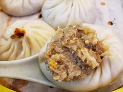 蟹粉小笼包-朱洪元苏式面馆(绿宝广场店)