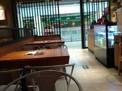 大堂-渝是乎酸菜鱼(龙旗购物中心店)