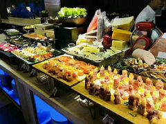 -唐拉雅秀酒店-西锦汇空中BBQ·思创餐厅