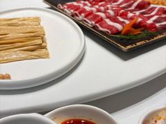 -红鼎豆捞·非遗鲍皇汤火锅(宝丰路店)