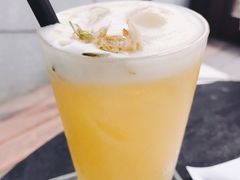 -UNI UNI(环亚凯瑟琳店)