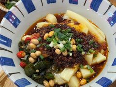 -亮欢寨酸汤鱼(沙冲路店)
