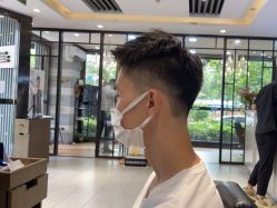 -首脑美发沙龙