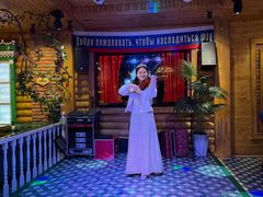 -米德维奇俄式西餐厅(西六道街店)