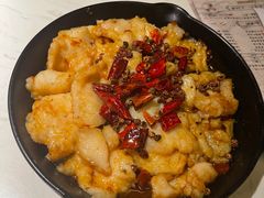-哥老官重庆美蛙鱼头(日月光店)