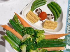 -水桶王国主题餐厅·聚会·生日派对·亲子活动·家庭套餐(亚龙湾希尔顿店)