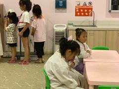 -成都星期8小镇(江宁南路店)