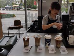 -瑞幸咖啡(绿地锦峰大厦店)