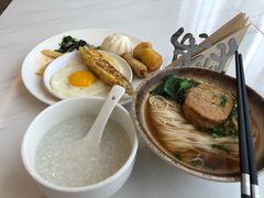 -苏州工业园区奥特莱斯亚朵酒店