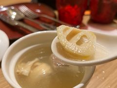 -怡咖啡海鲜自助餐厅(浦东香格里拉店)