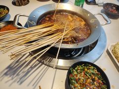 -钢管厂五区小郡肝串串香(奥克斯广场锦城万达店)