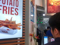 -The Habit Burger Grill 哈比特汉堡(复兴soho店)
