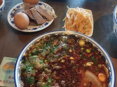 -吾穆勒蓬灰牛肉面·清真(中海河山郡店)