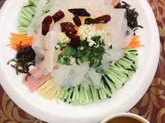 五彩拉皮-渔人家宴