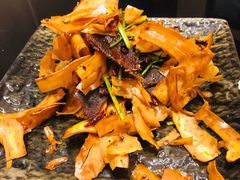 -宴小馆·小海鲜青岛菜(五四广场店)