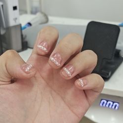 -尤米一站式美甲美睫