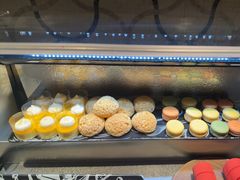 -浅深(世茂滨江精品店)