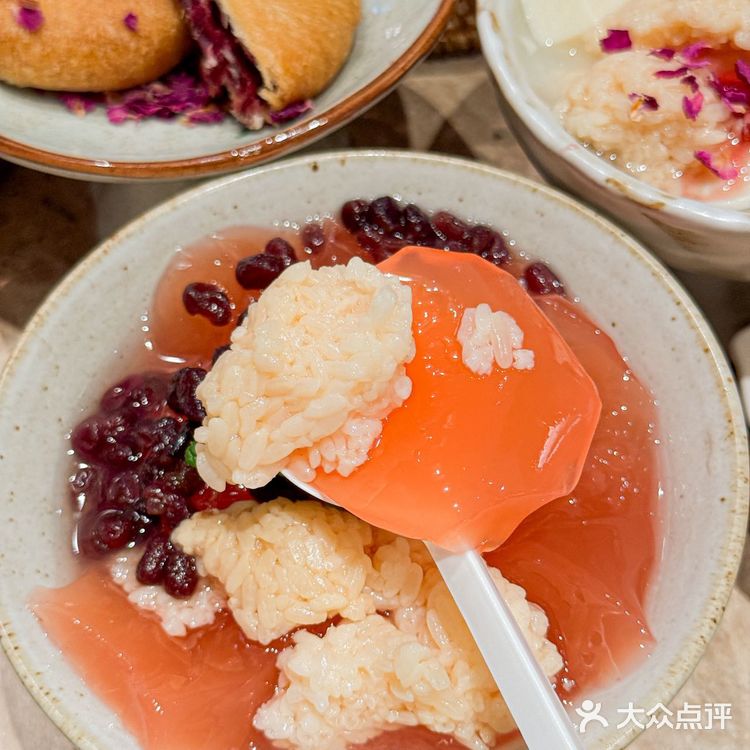 打工人速！被宜悦城的云南铜锅米线香迷糊了！