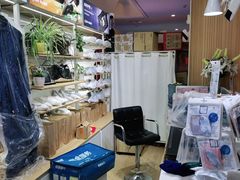 -爱革·奢品·鞋包·衣物·家居(博荟广场店)