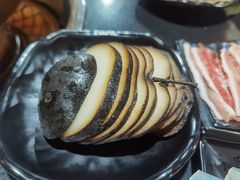 -果松木炭酸菜铜火锅·外婆参鸡汤