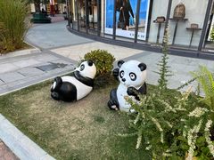 -王府井奥莱临潼小镇(临潼店)