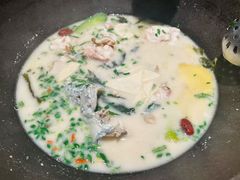青椒紫苏锅-鲜潭蒸汽石锅鱼(五道口购物中心店)