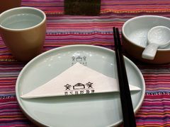 -香巴拉云南餐厅(华莱坞店)