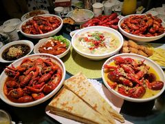 -叶派龙虾•招牌香辣蟹·海鲜(中海国际店)