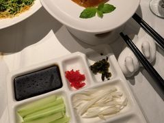 酥香嫩烤鸭-四季民福烤鸭店(王府井东安门店)