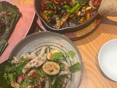 -云海肴·汽锅鸡·云南菜(天山百盛优客店)