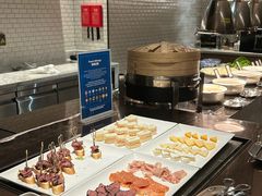-深圳国际会展中心希尔顿酒店(前海华发冰雪世界店)
