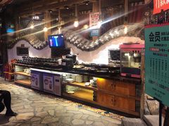 -老牌坊云南鱼豆花火锅(爱建店)