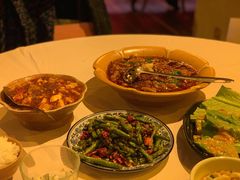 -龙门阵茶屋川菜馆(武康路店)