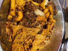 -嘎嘎鸭下巴·爆辣干锅(明教寺店)