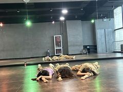 -零下舞度·街舞连锁机构(万科中心店)