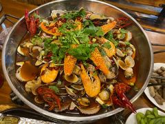 -老东镇啤酒屋海鲜加工·蒸汽海鲜·海鲜烧烤(台东店)