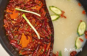 Bone Soup Tofu Flower Yang-Yang Pot