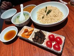 -裕兴记•蟹黄面馆(人民广场店)